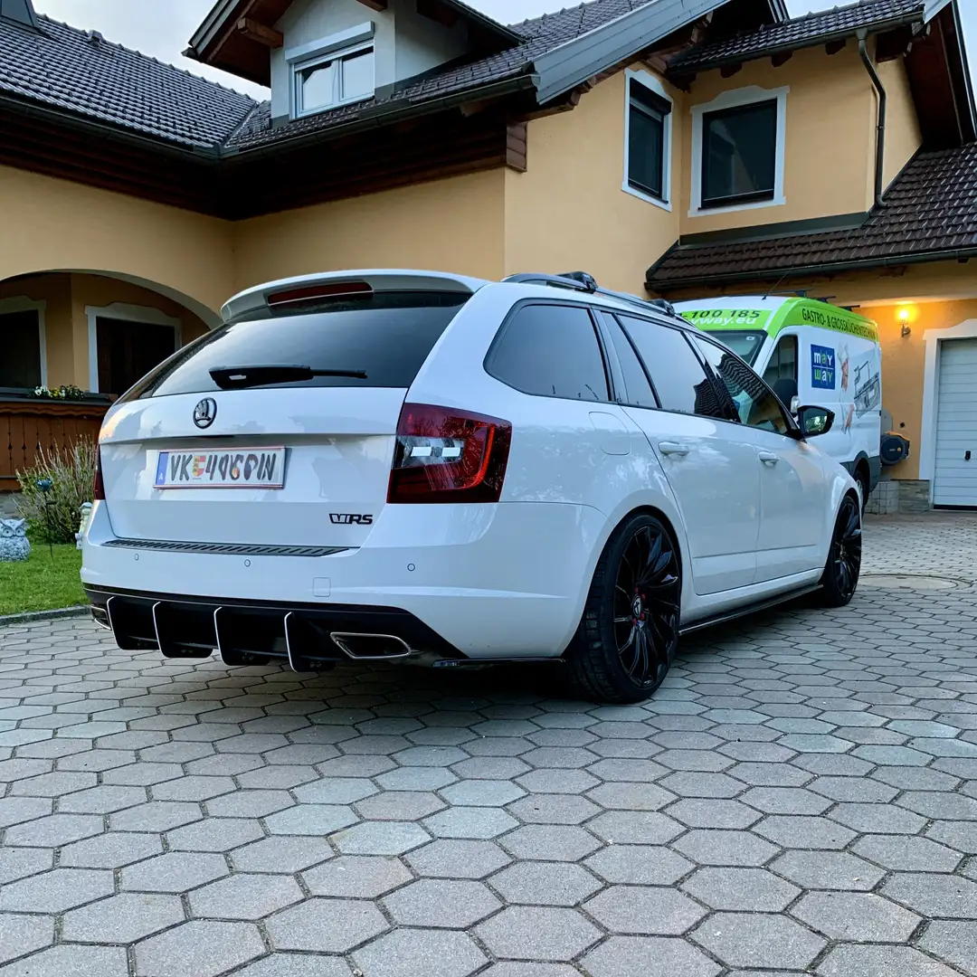 Skoda Octavia Combi RS230 2,0 TSI DSG 1. Hand Weiß - 2