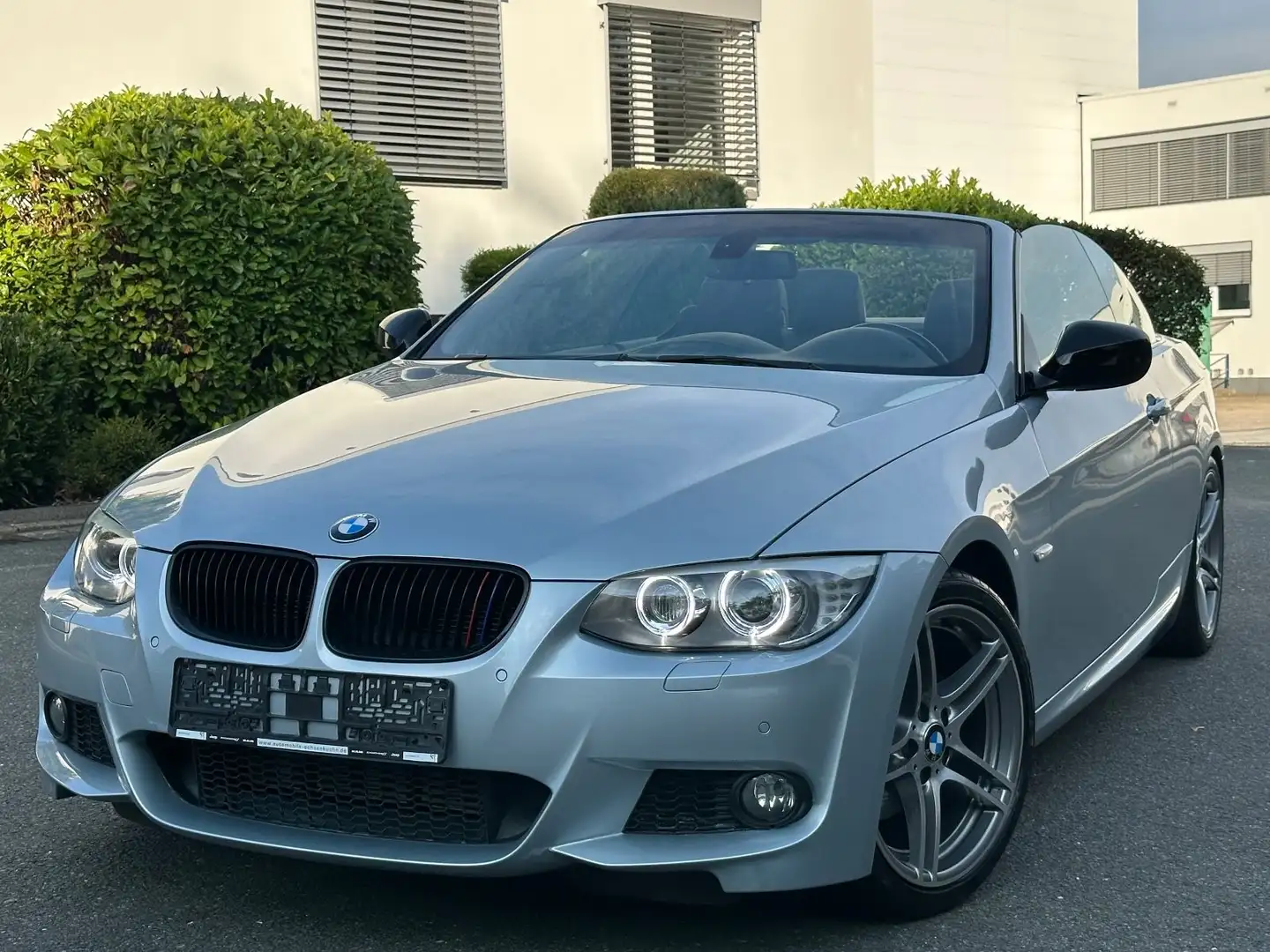 BMW 320 d Cabrio*M-SPORTPAKET*EDTION* Silber - 2