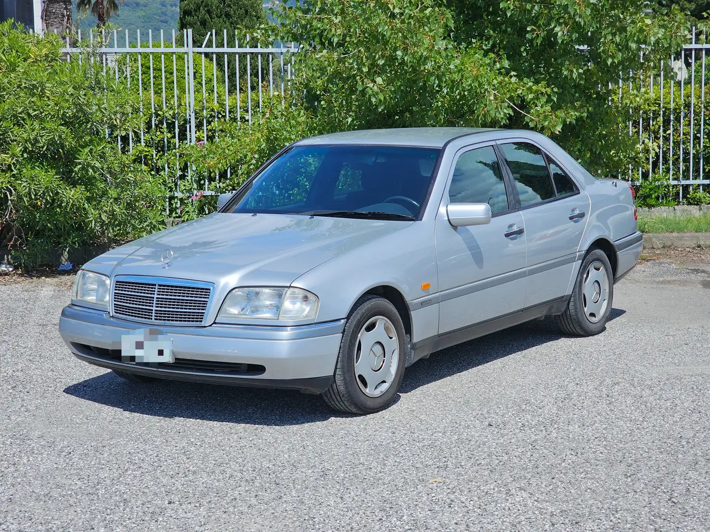 Mercedes-Benz C 200 Classe C - W202 Berlina Elegance c/2airbag Серебристый - 1