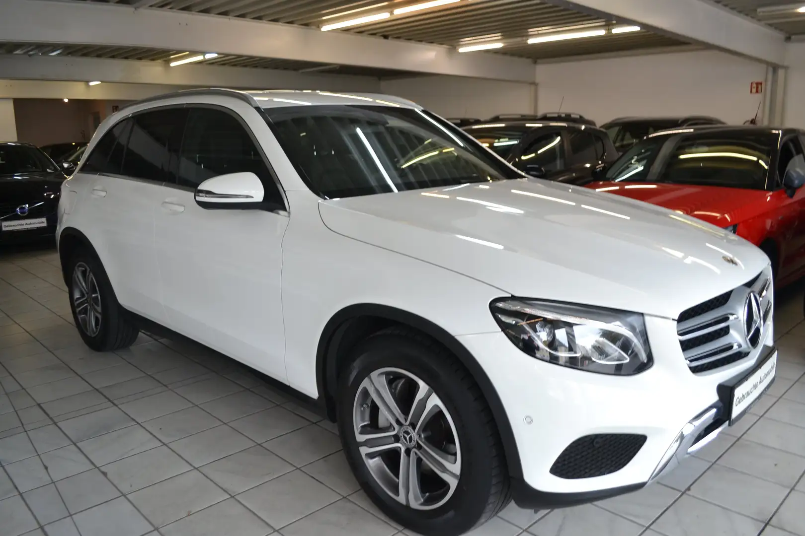 Mercedes-Benz GLC 220 D 4Matic *LED*LEDER*NAVIGATION*AHK*1.HAND* Weiß - 2