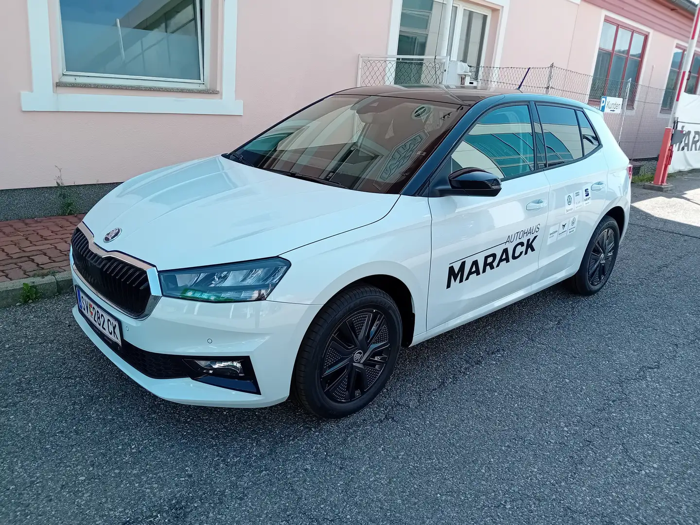 Skoda Fabia Selection Blanc - 1