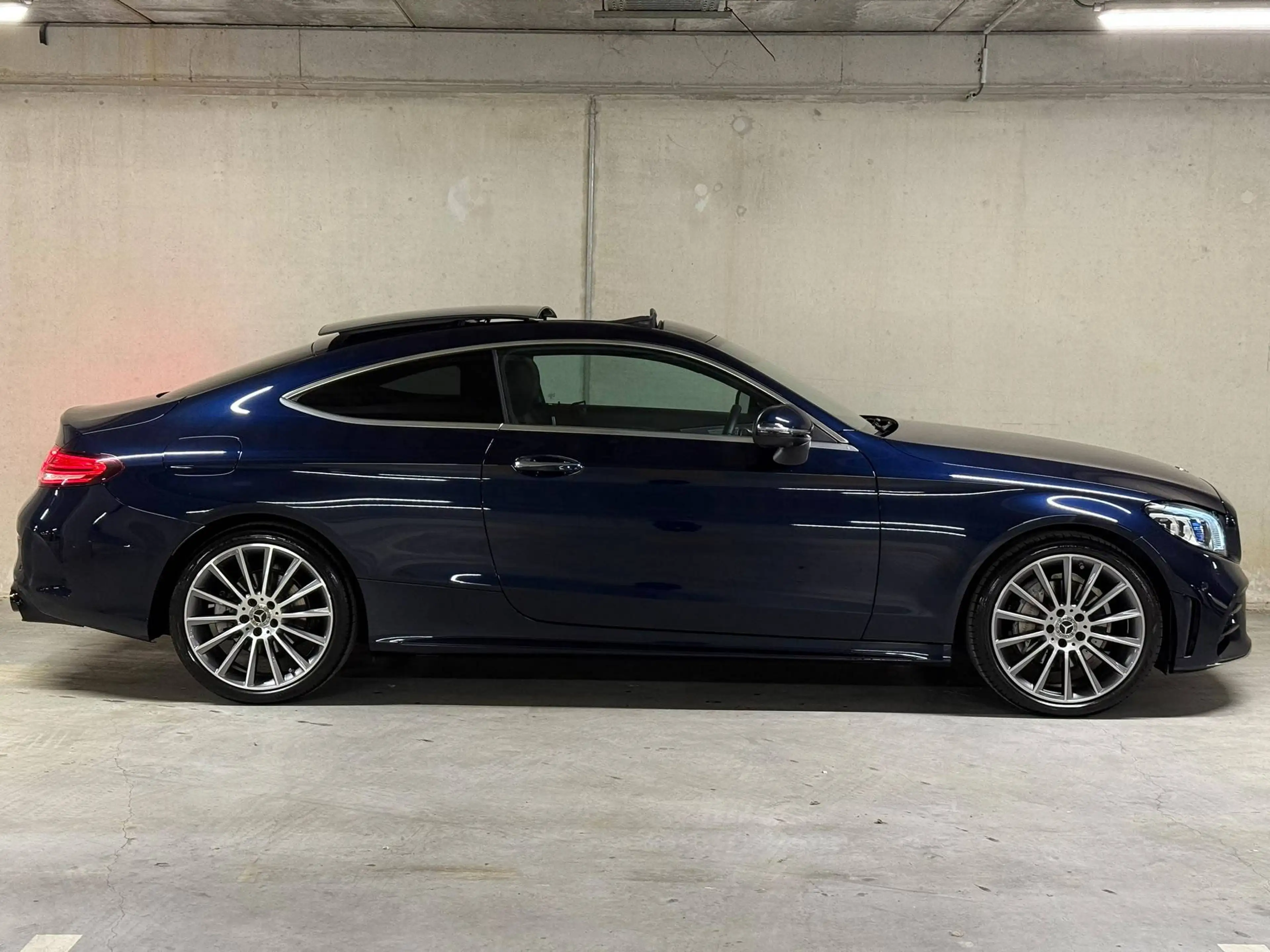 Mercedes-Benz C 200 AMG | PANO | BURMESTER | 360 CAM | SFEER | KEYLESS! — photo 8