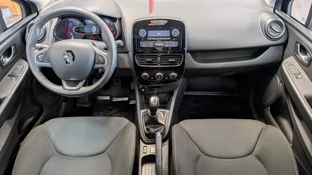 Renault Clio view 10