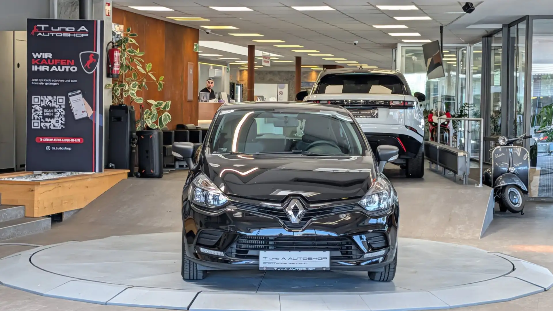 Renault Clio Life *Wenig KM* Schwarz - 2