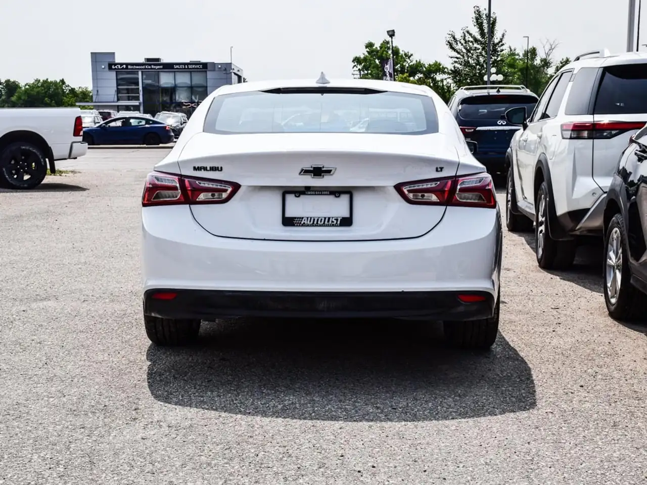 Chevrolet Malibu снимка Chevrolet Malibu