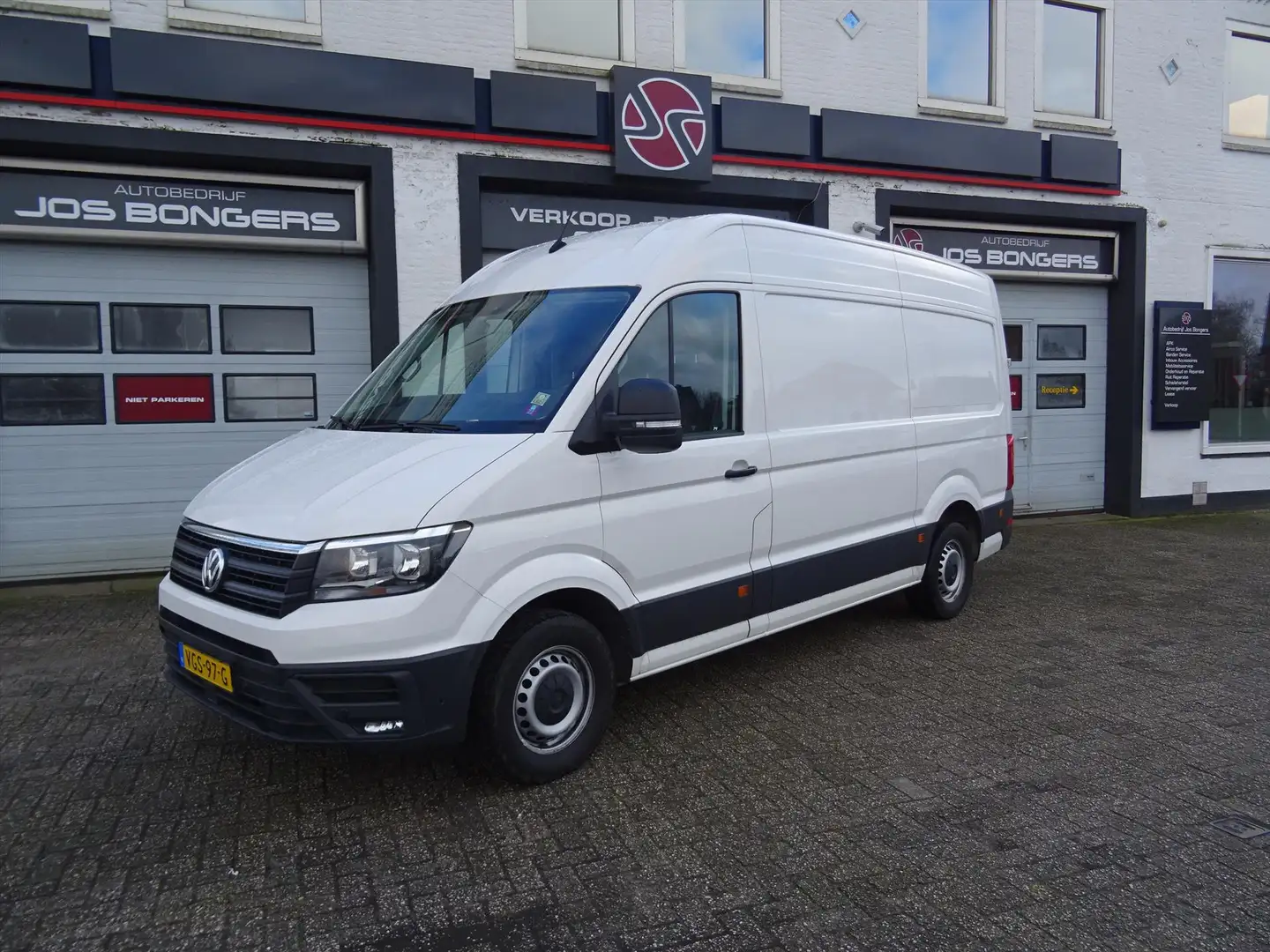 Volkswagen Crafter GB 2.0 TDI 140pk L2H3 364/3500 4 Wit - 1