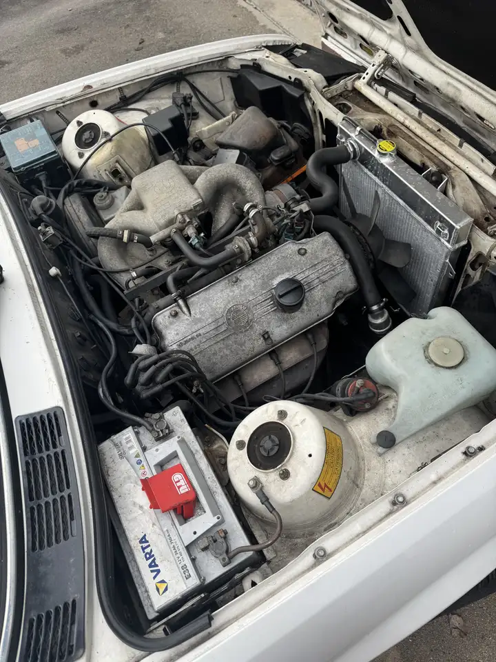 BMW 318i, foto 5