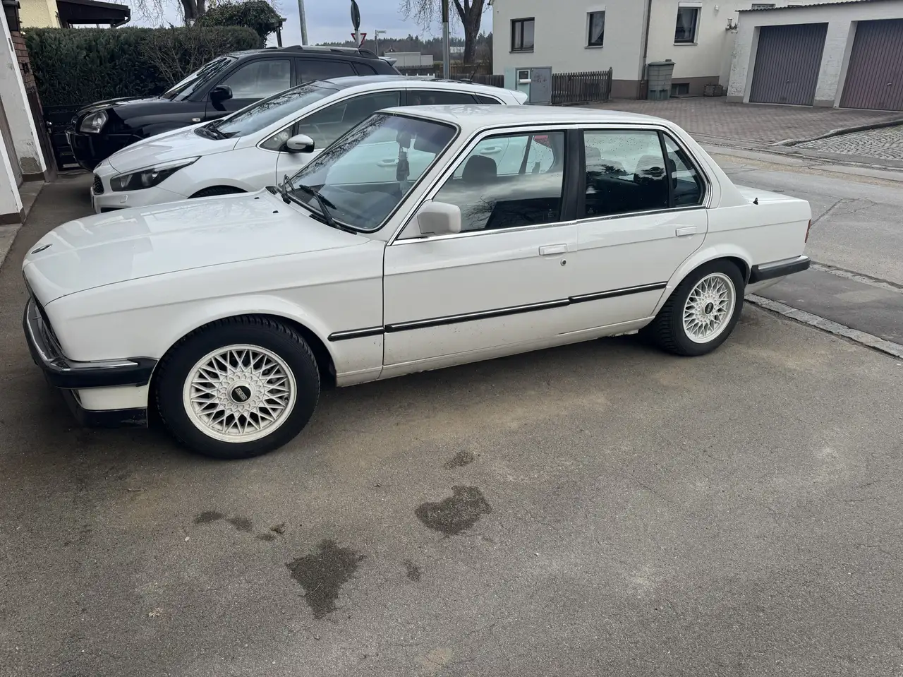 BMW 318i, foto 2