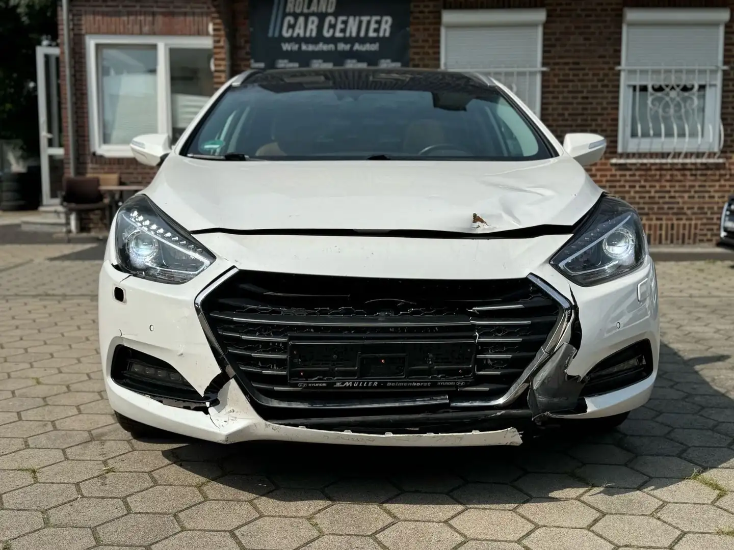 Hyundai i40 cw Premium Weiß - 2