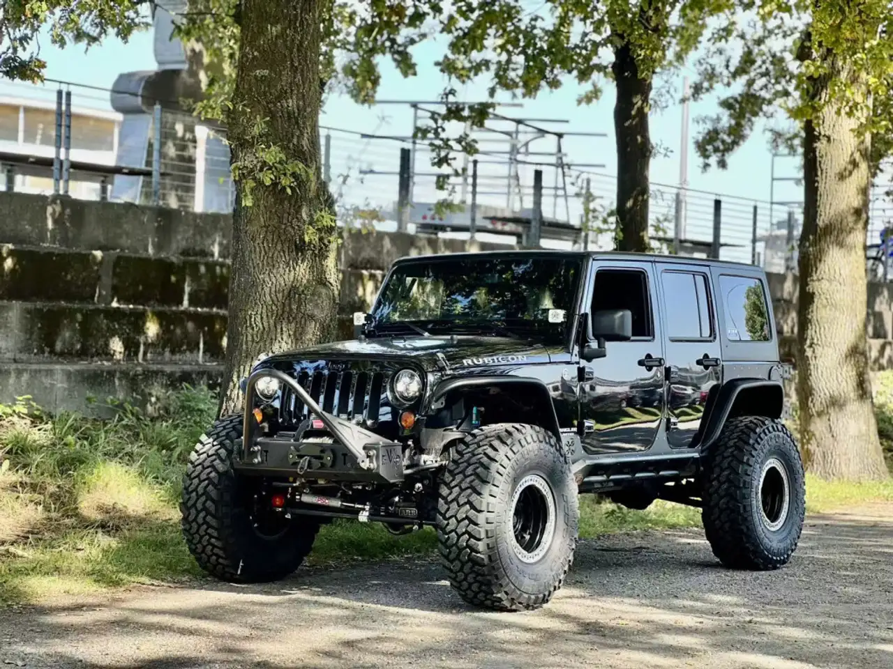 Jeep Wrangler photo Jeep Wrangler