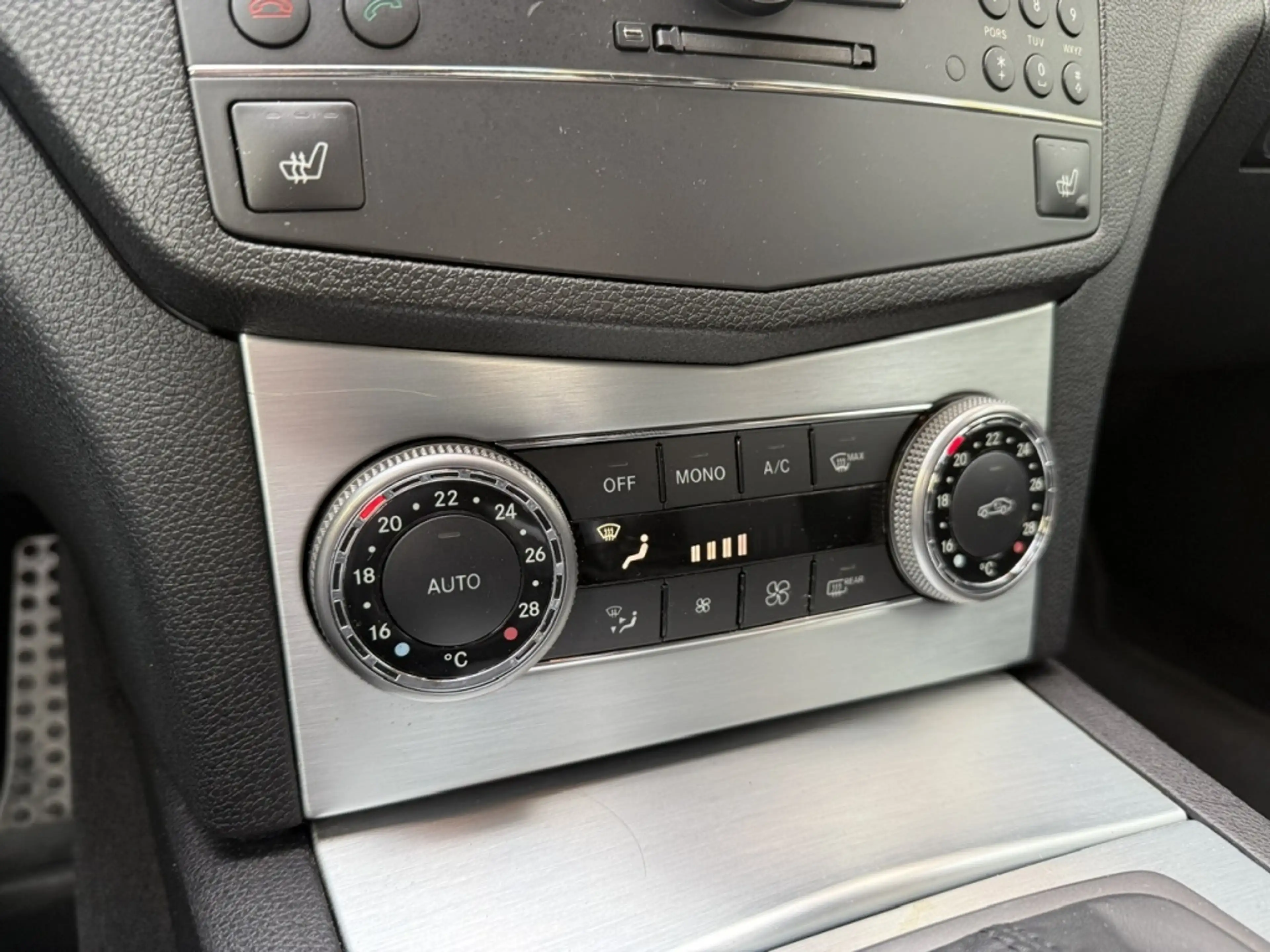 Mercedes-Benz C 200 K Bns Cl. Avan. NAVIGATIE / STOELVERW. / HALF.LEER — photo 14