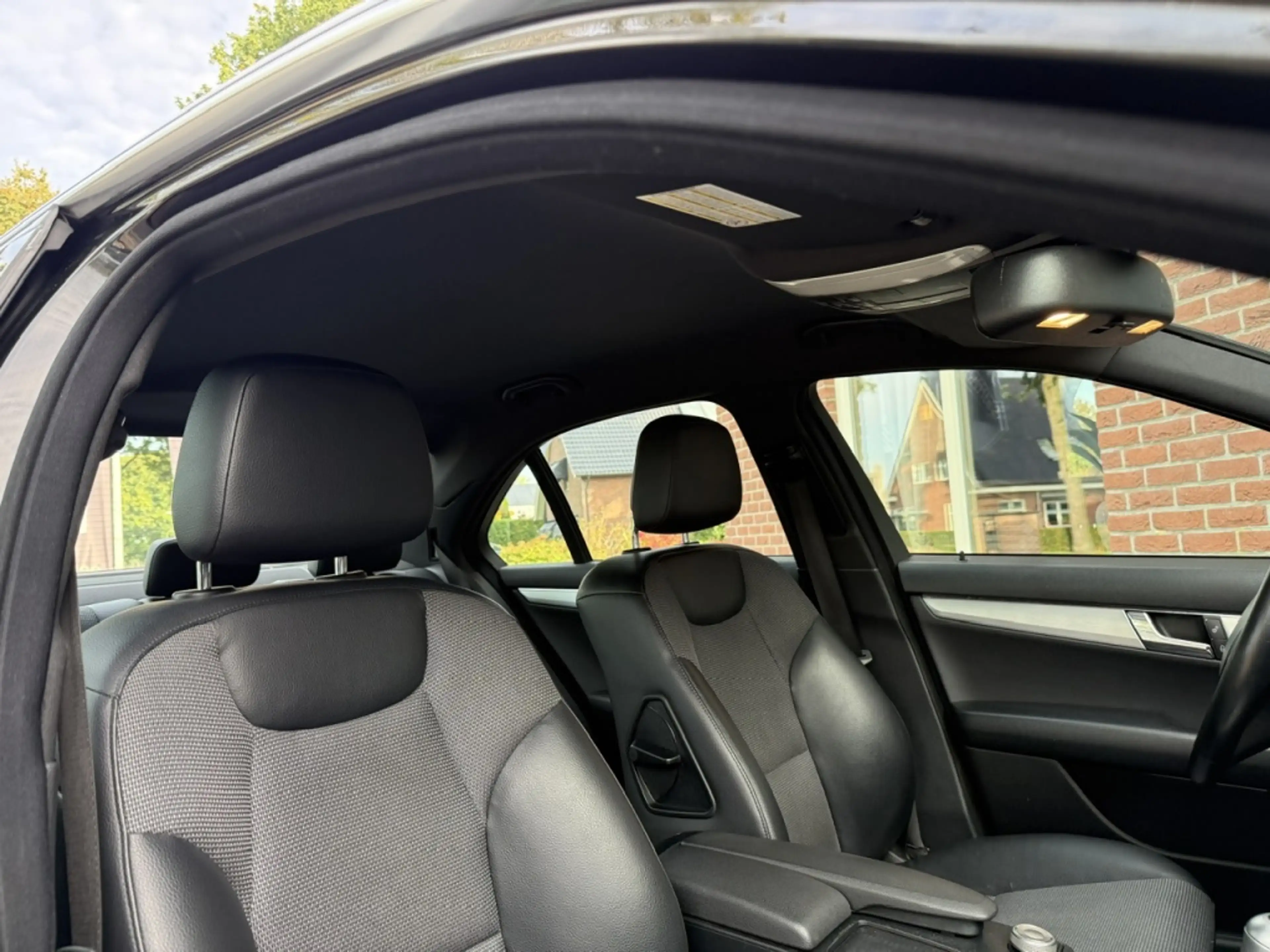 Mercedes-Benz C 200 K Bns Cl. Avan. NAVIGATIE / STOELVERW. / HALF.LEER — photo 33