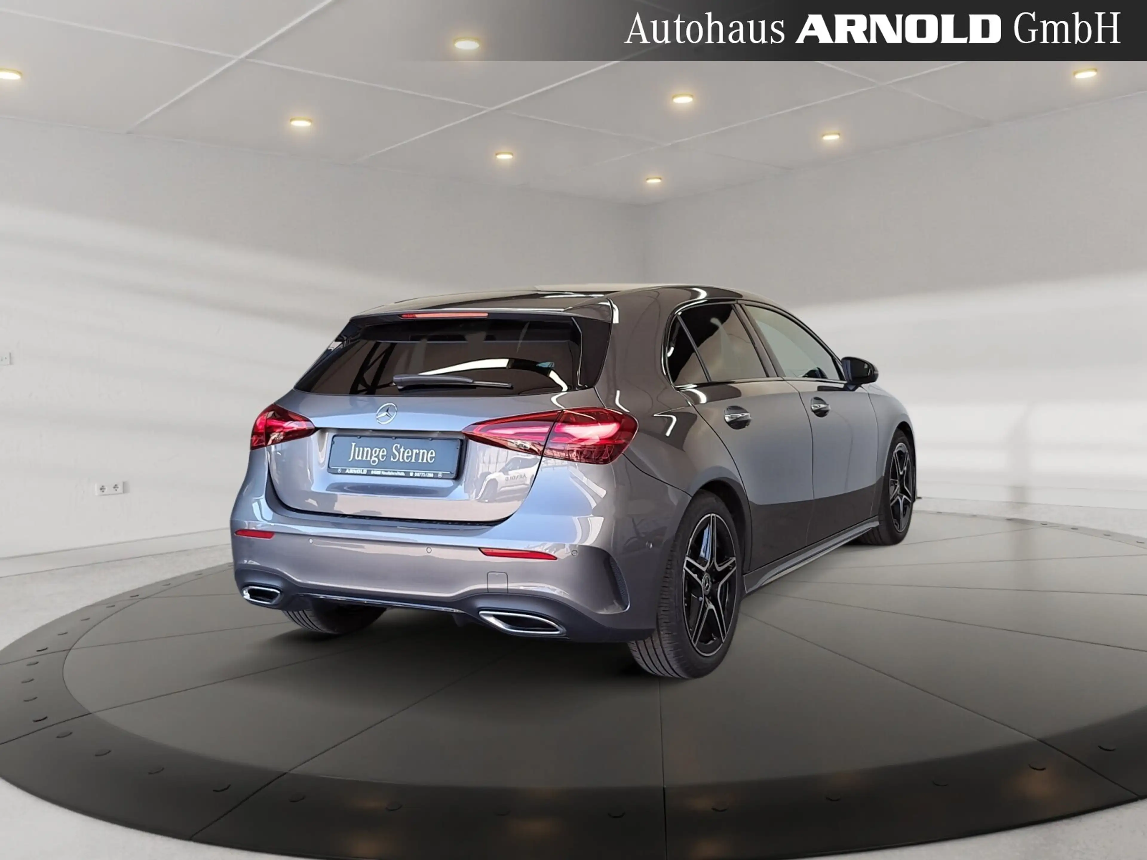 Mercedes-Benz A 220 A 220 d AMG-Line AHK Night-P. LED Kamera Navi ! BC — photo 4