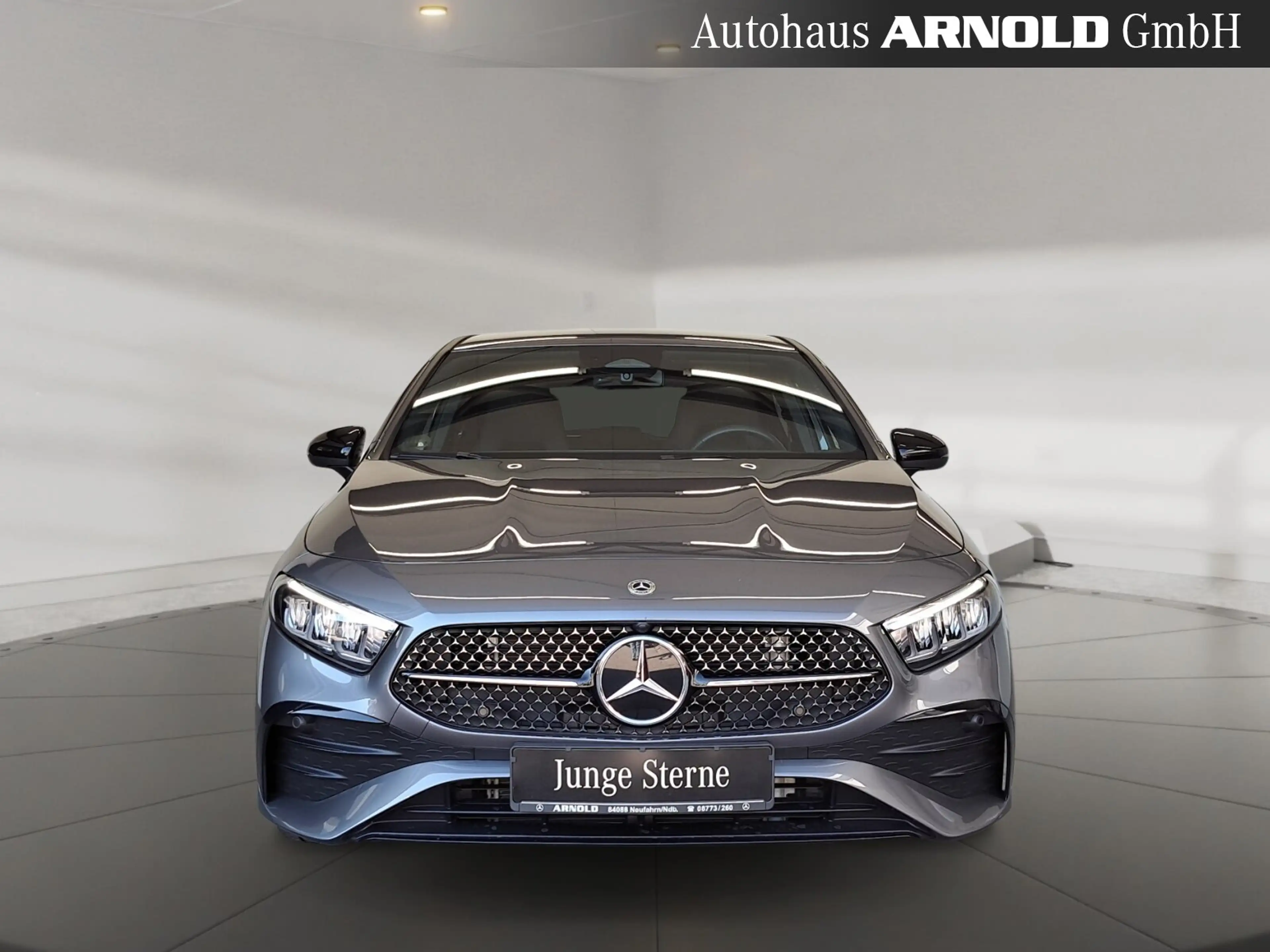 Mercedes-Benz A 220 A 220 d AMG-Line AHK Night-P. LED Kamera Navi ! BC — photo 7