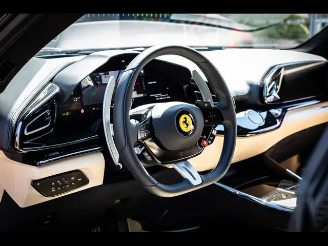 Ferrari Purosangue view 11