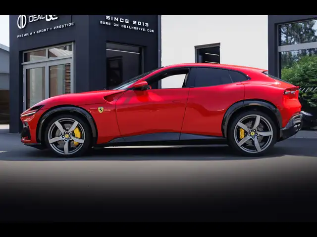 Ferrari Purosangue view 2