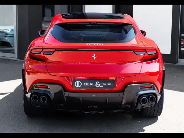 Ferrari Purosangue view 4