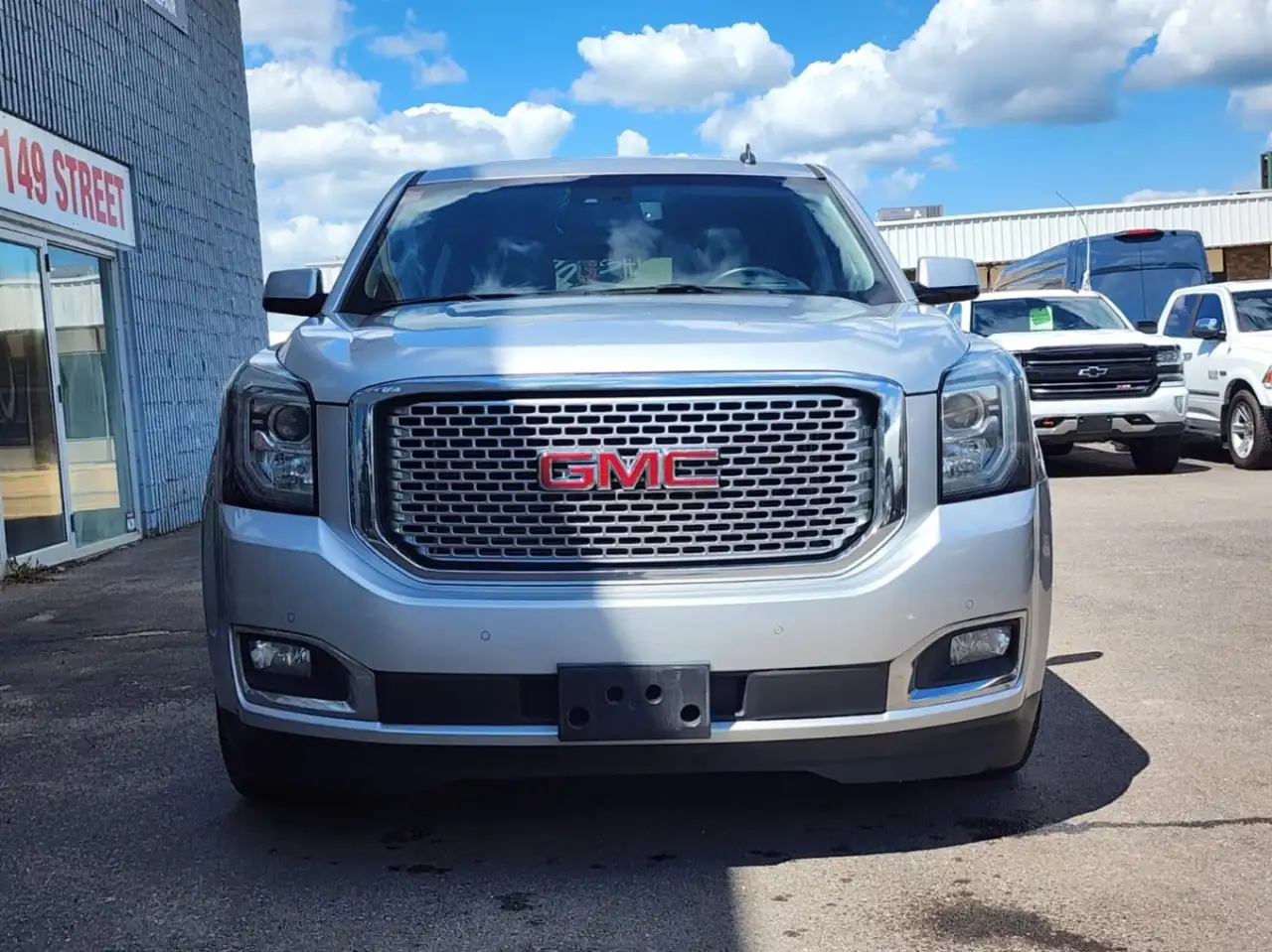 GMC Yukon photo GMC Yukon