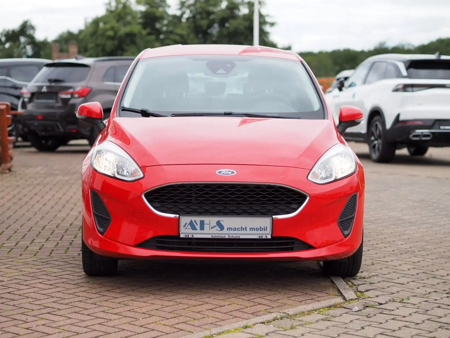 Ford Fiesta 1.1 63kW (86PS), Klima, SHZ Rot - 2