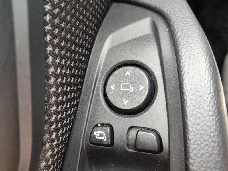BMW 318 d Touring Widescreen Navi LED Kamera SHZ DAB — photo 14
