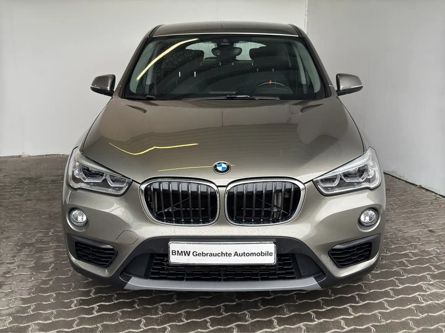 BMW X1 sDrive20iA Advantage Navi.LED.Tempo.PDC.MFL. Argent - 1