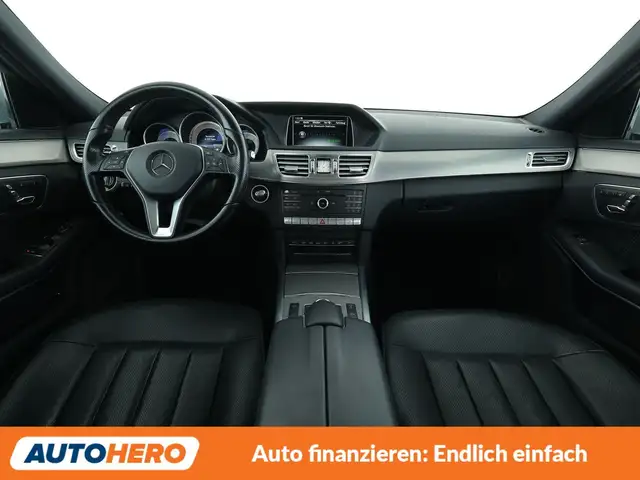 Mercedes-Benz E-Class view 12