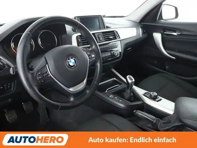 BMW 1 Series view 15