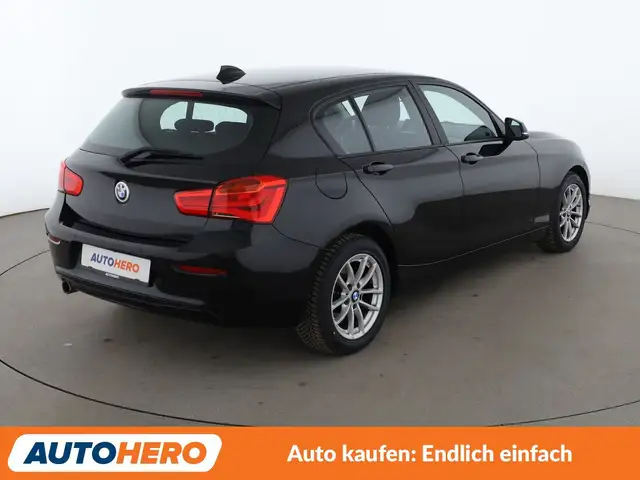 BMW 1 Series view 6
