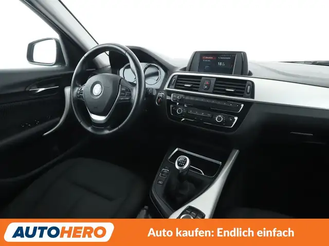 BMW 1 Series view 12
