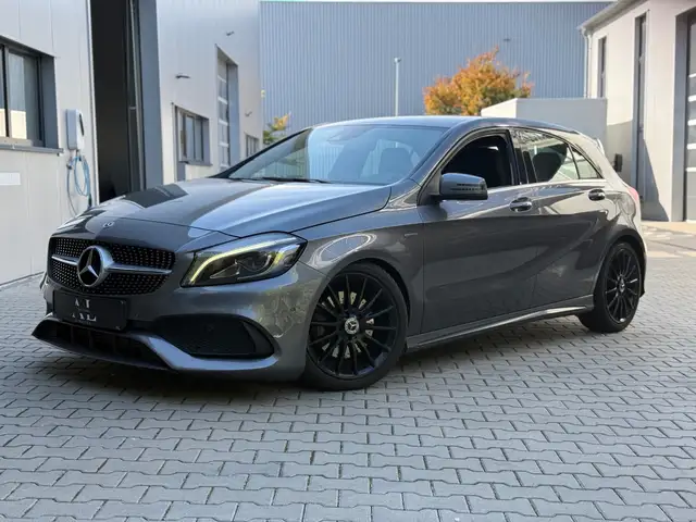 Mercedes-Benz A 220 A 220 d AMG Line | 18 Zoll | CarPlay | Kamera