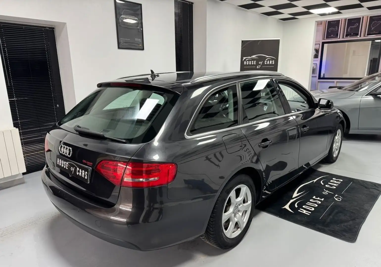 Audi A4 Avant Gris - 2