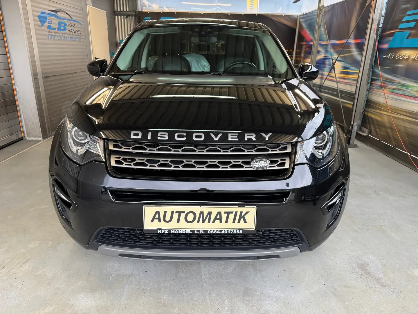 Land Rover Discovery Sport 2,0 SD4 4WD SE Aut. Schwarz - 2