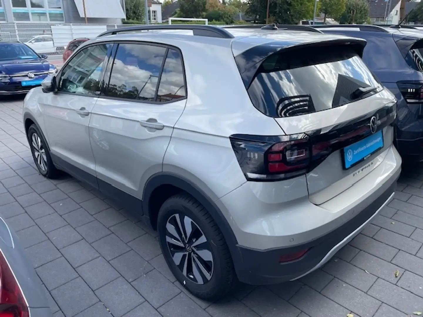 Volkswagen T-Cross Move 1.0 TSI Navi ACC Apple CarPlay Android Auto 2 Silber - 2
