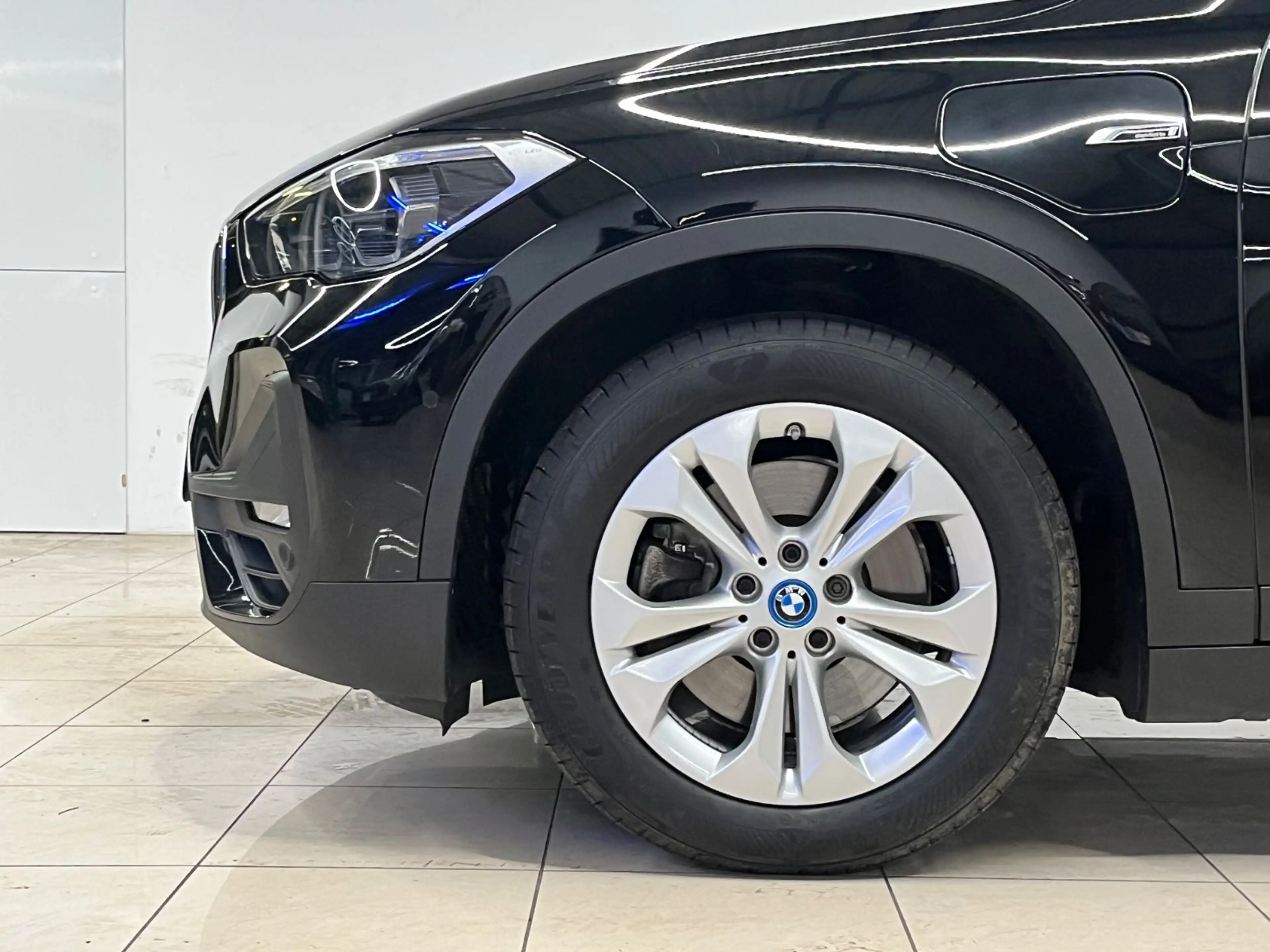 BMW X1 xDrive 25 e Advantage RFK AHK PDC 8-Fach — photo 6