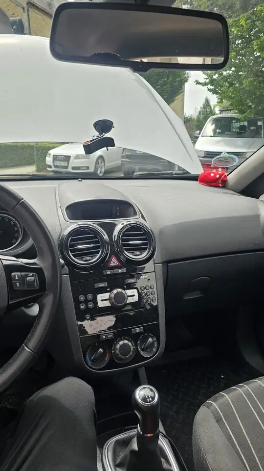 Opel Corsa Edition 100 Cool, foto 8