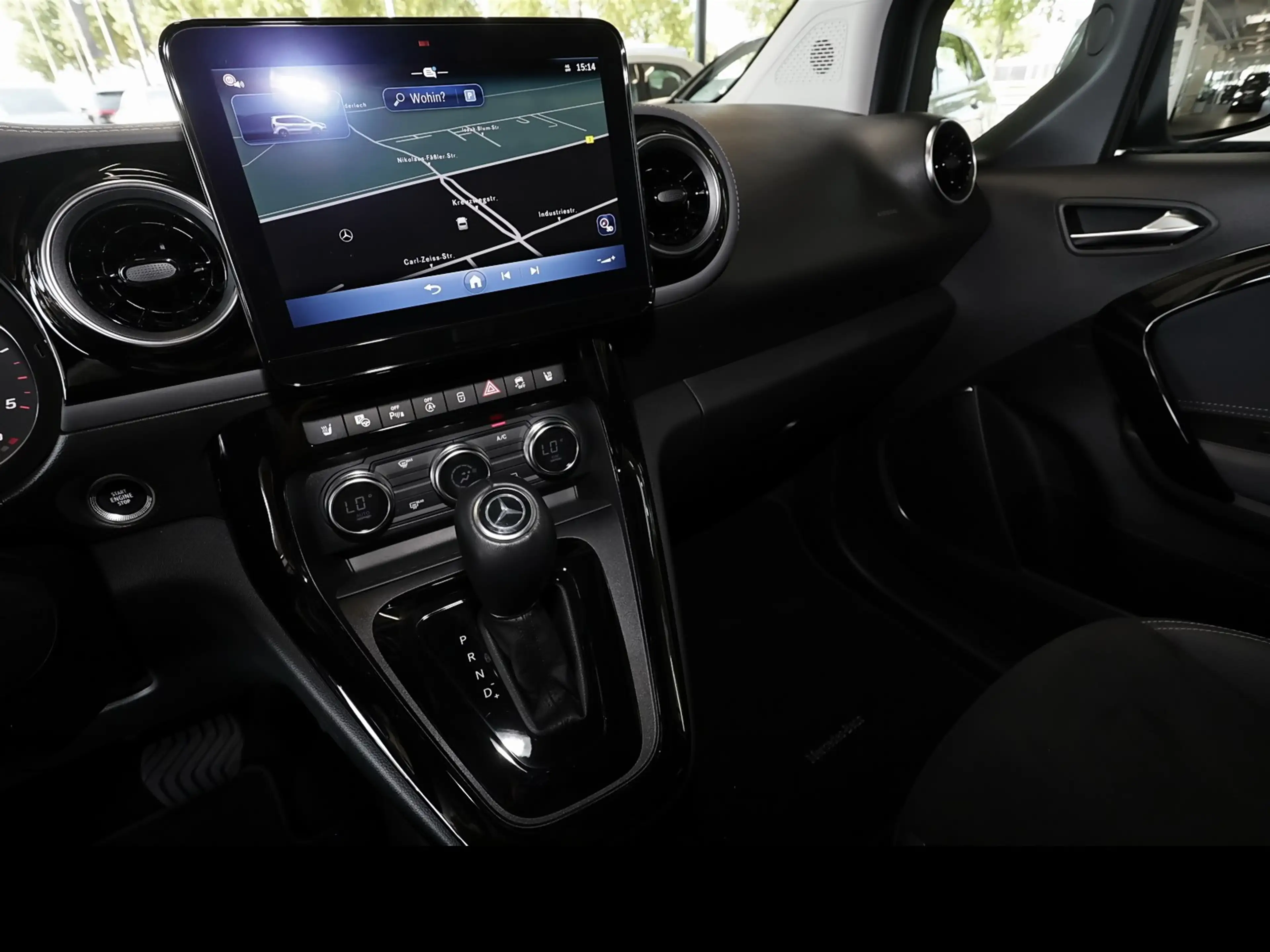 Mercedes-Benz T-Class d Progressive Edition MBUX RFK LED — photo 12