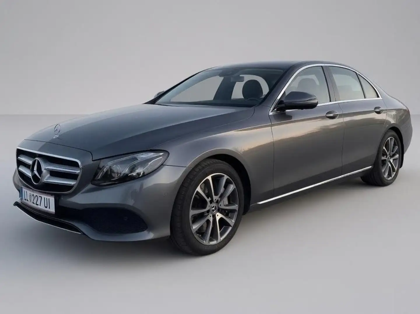 Mercedes-Benz E 400 E 400i 4Matic Avantgarde |360|Widescreen|Schiebedach Grau - 2