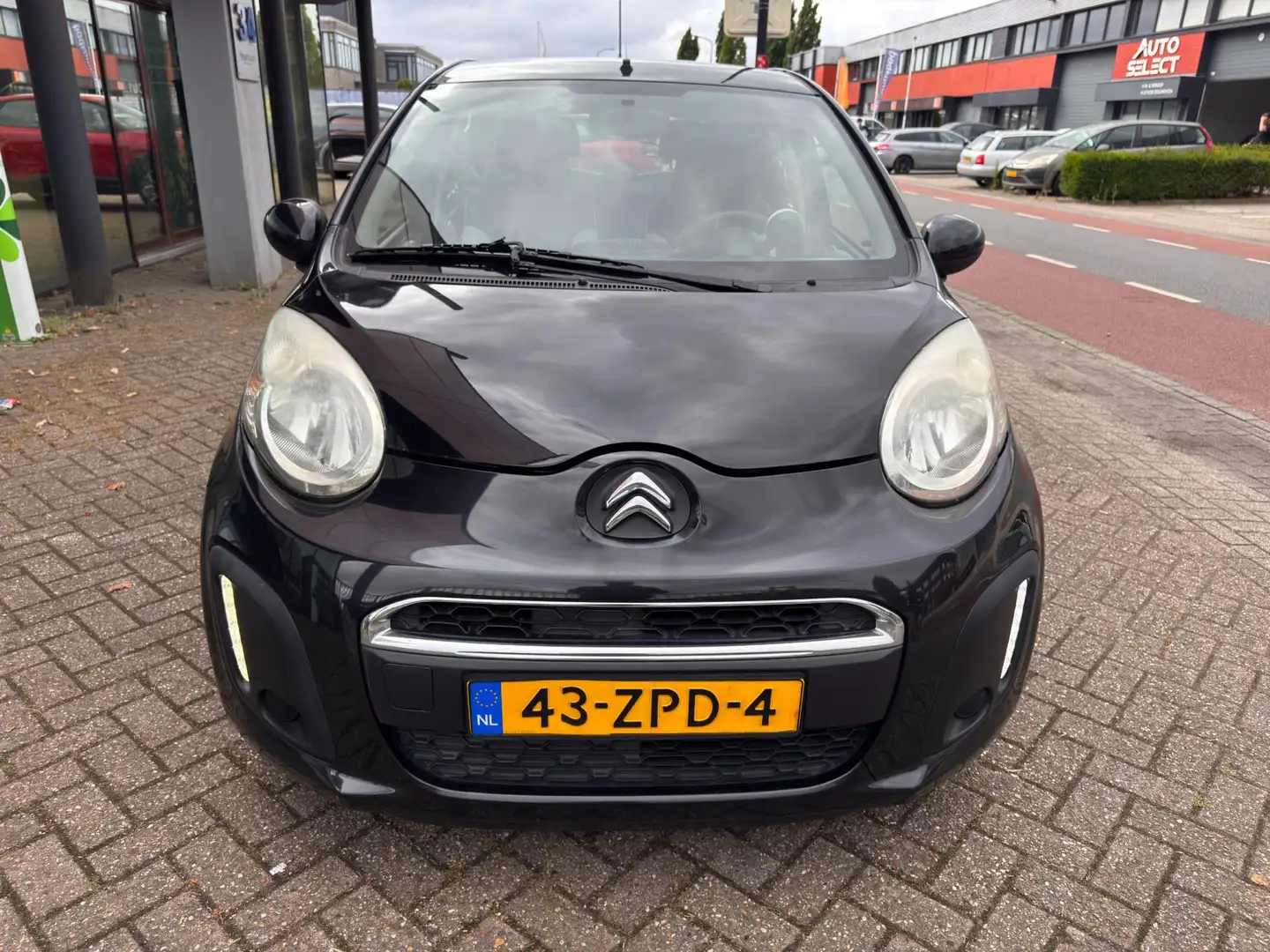 Citroen C1 1.0 Collection / Airco / Elektr. pakket / 5-drs Zwart - 2