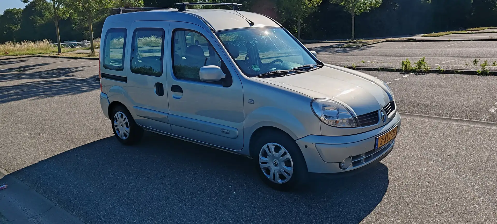 Renault Kangoo Kangoo 1.6-16V Expression Zilver - 1