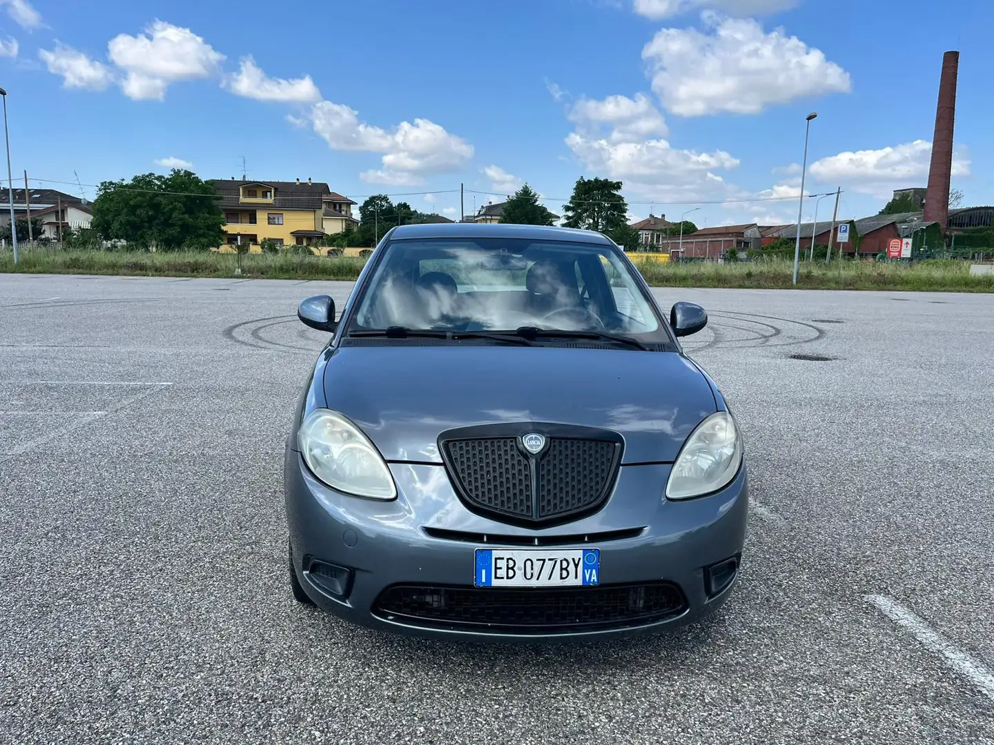 Lancia Ypsilon Y 1.4 16v Automatik Platino - 1