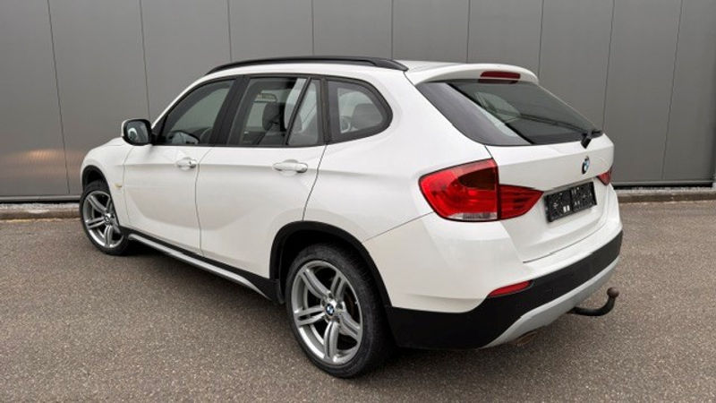 BMW X1 XDrive18d LEDER CLIMA PANO — photo 5