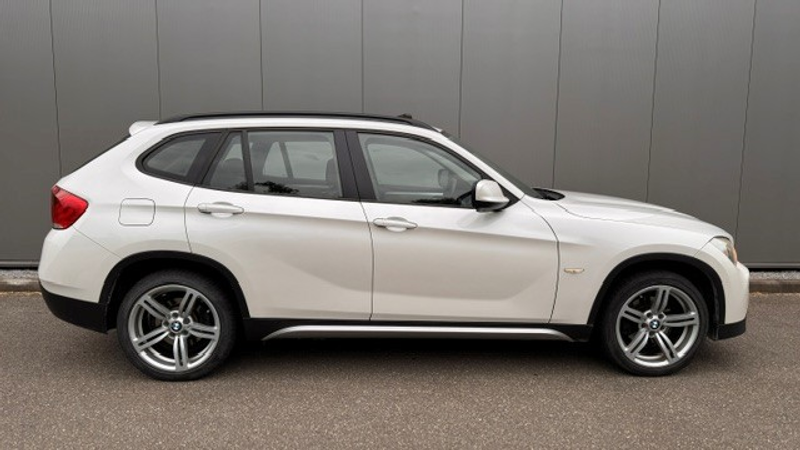 BMW X1 XDrive18d LEDER CLIMA PANO — photo 3