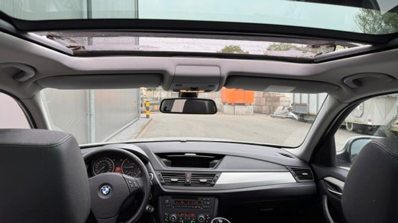 BMW X1 XDrive18d LEDER CLIMA PANO — photo 8