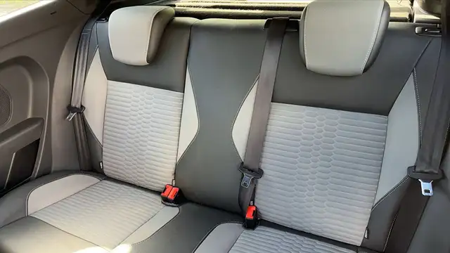 Ford Fiesta view 9