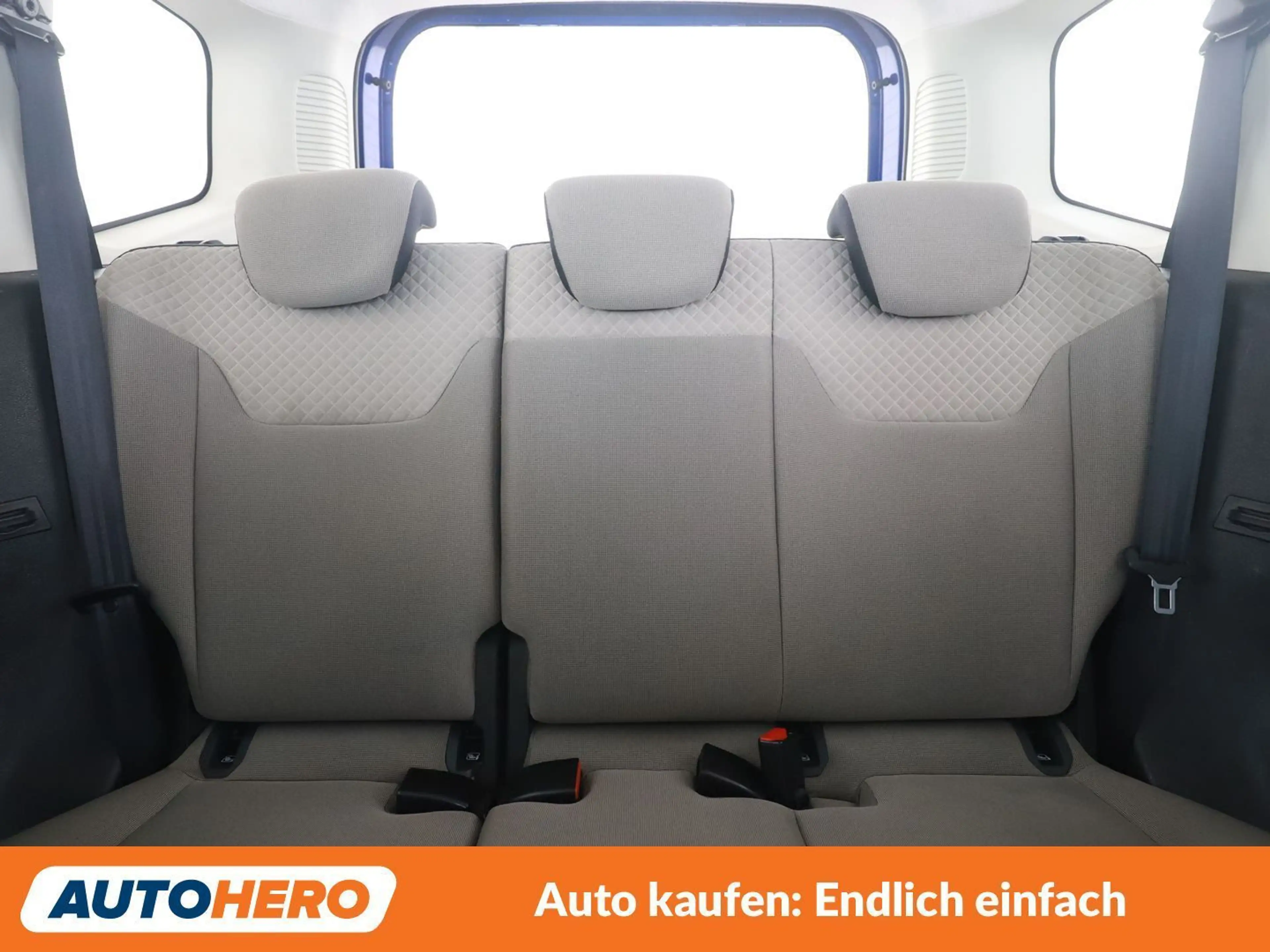 Ford Tourneo 1.0 EcoBoost Titanium — photo 15