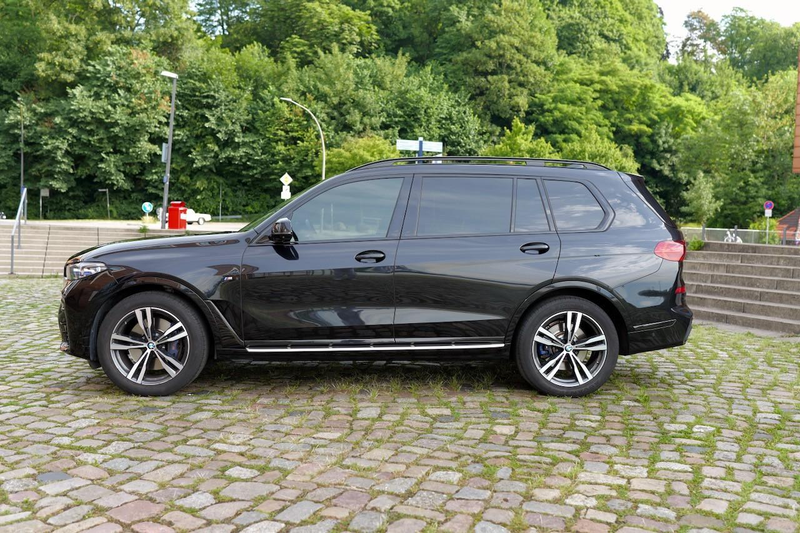 BMW X7 xDrive 30 d M Sport — photo 3