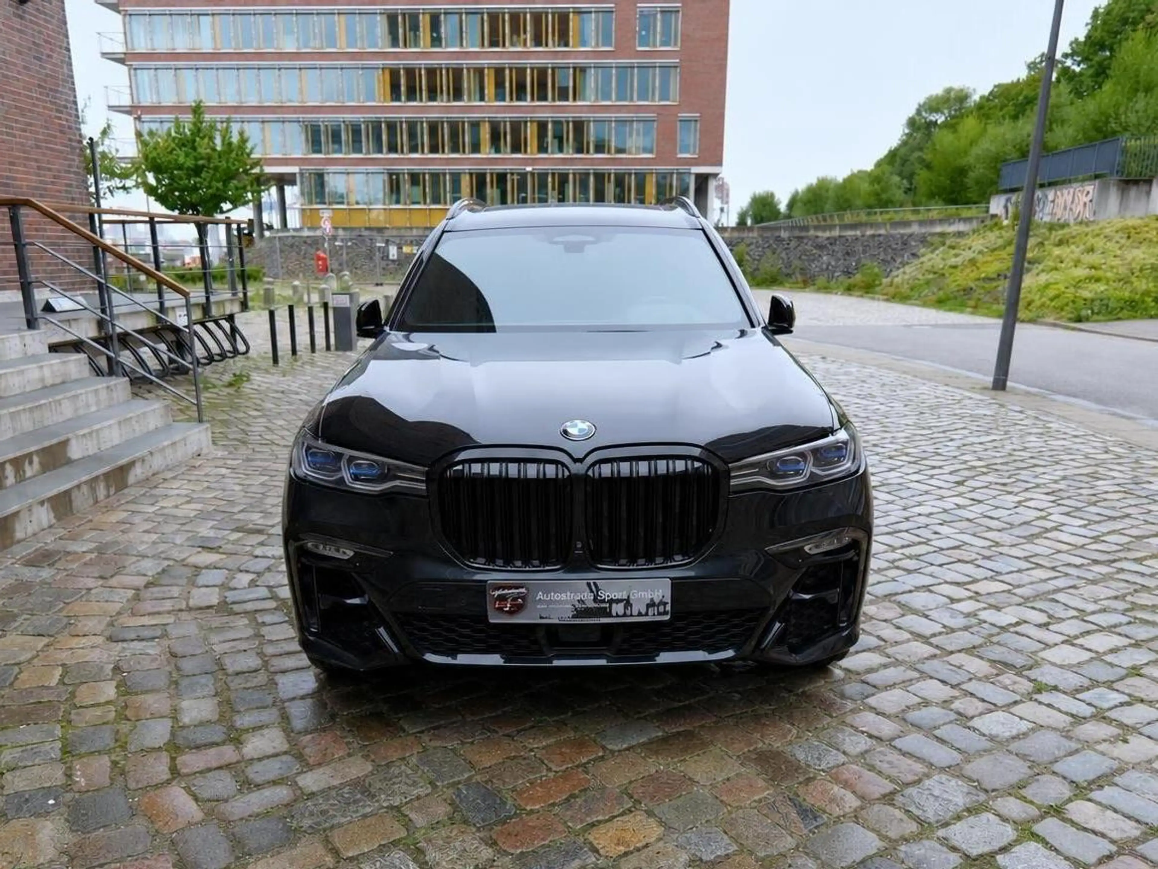 BMW X7 xDrive 30 d M Sport — photo 2