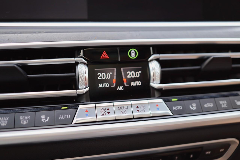 BMW X7 xDrive 30 d M Sport — photo 12