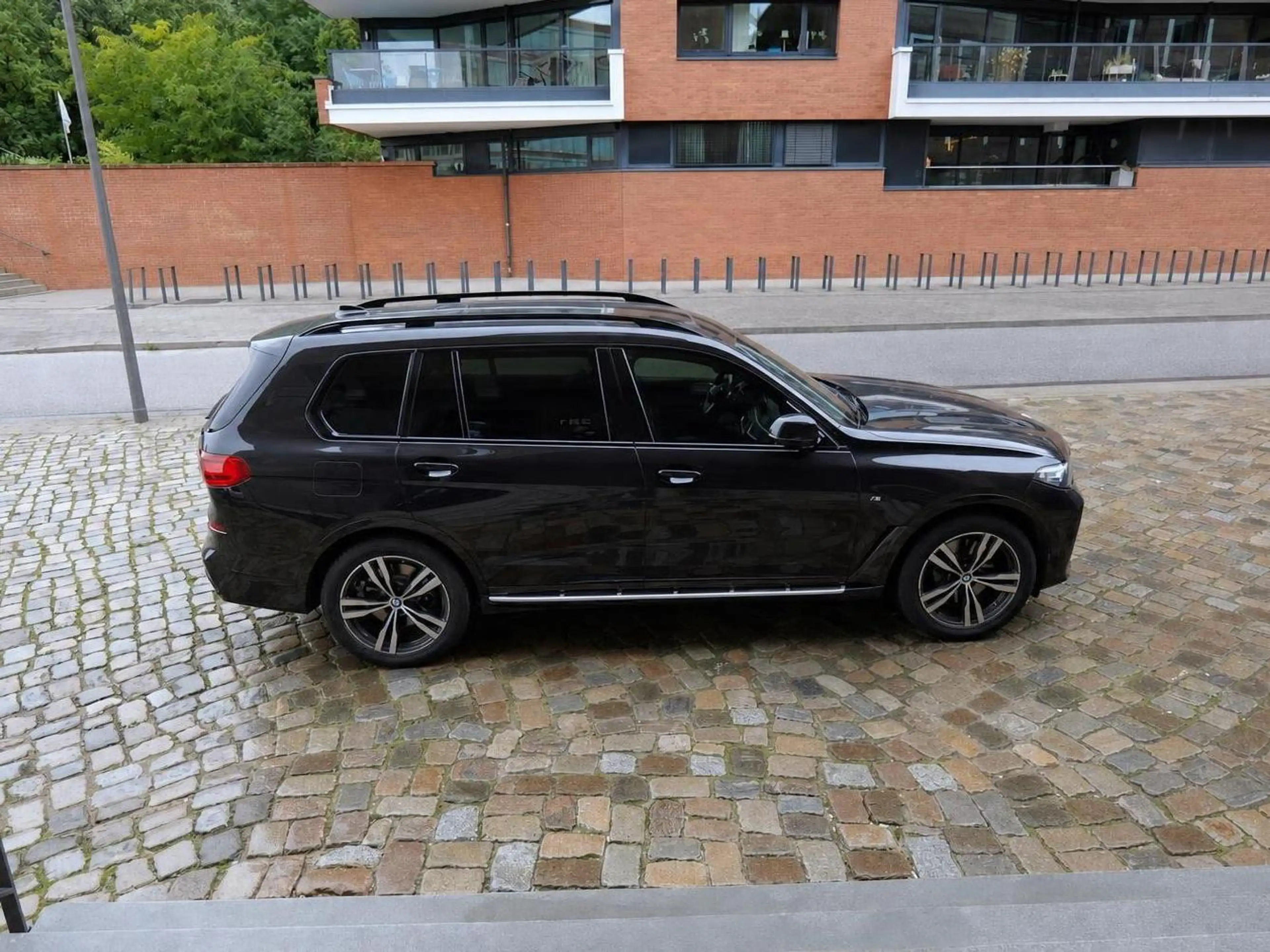 BMW X7 xDrive 30 d M Sport — photo 5