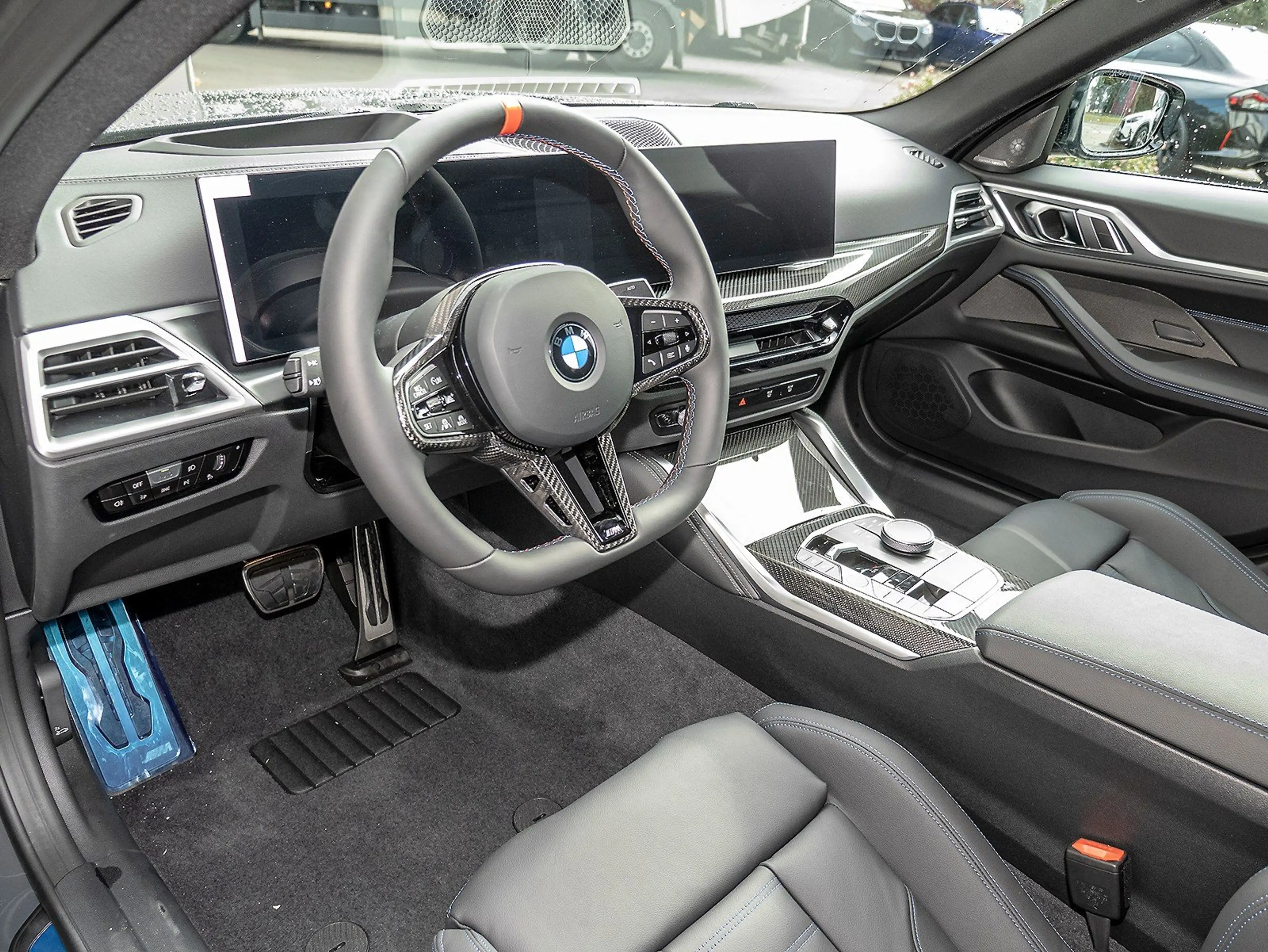 BMW i4 M60 HERBSTKNALLER 21.940 EUR ERSPARNIS — photo 3